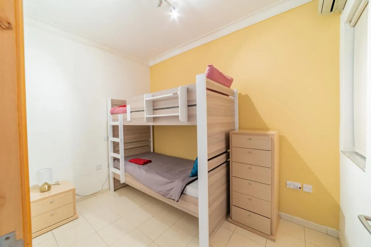 Superb Views Of Spinola Bay In Heart Of Stjulians-Hosted By Sweetstay St. Julian's Apartament